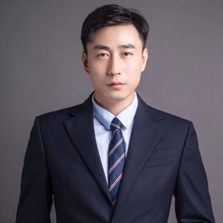 李萍 创始人 & 执行董事